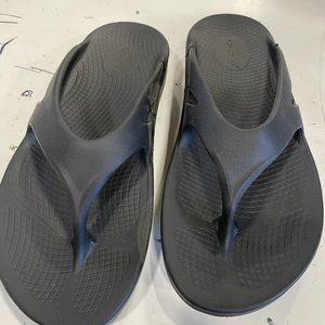 Oofos Oolala Women's Black Slip On Flip Flops Sandal Size Mens 7 Womens 9